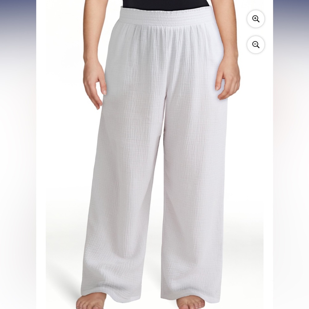 No Boundaries White Wide-Leg Women's Pants